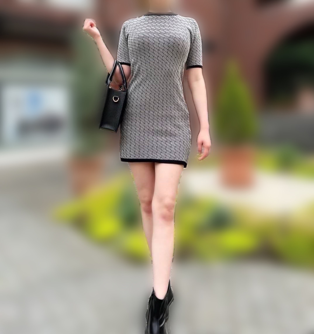 25歳　アイリスト
